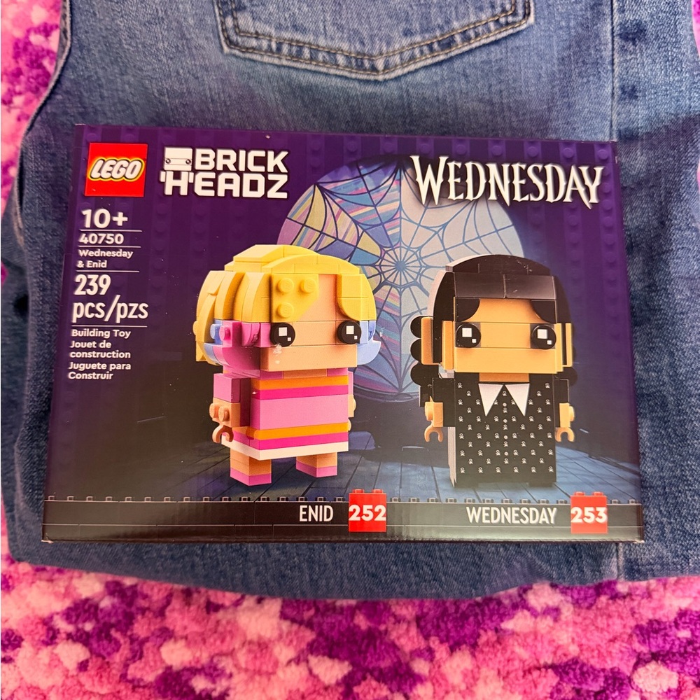 LEGO BrickHeadz Colorful Wednesday & Enid Figures